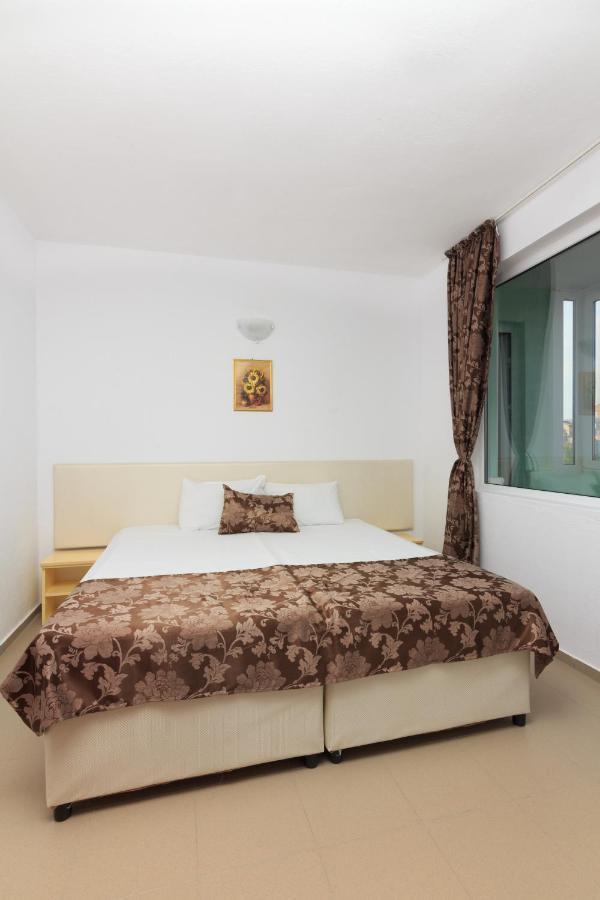 Guesthouse Sunny Dream Tsarevo Exterior photo